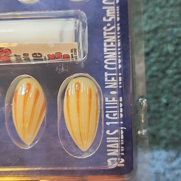 Glow in the Dark Claws ☆ Reusable ☆ CLAWS ☆ Halloween, Dress- up, Cos play ☆ New - Picture 5 of 10